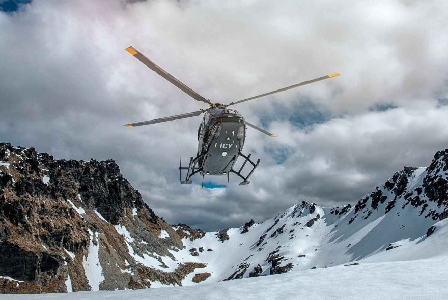 New Zealand Winter Helicopter Escape