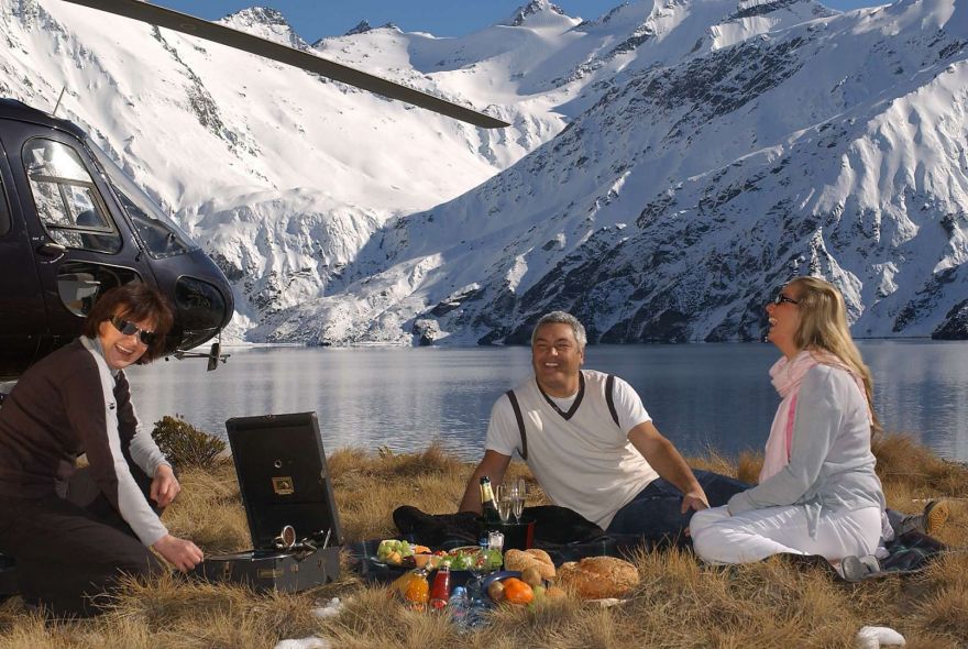 Helicopter Tour and Picnic