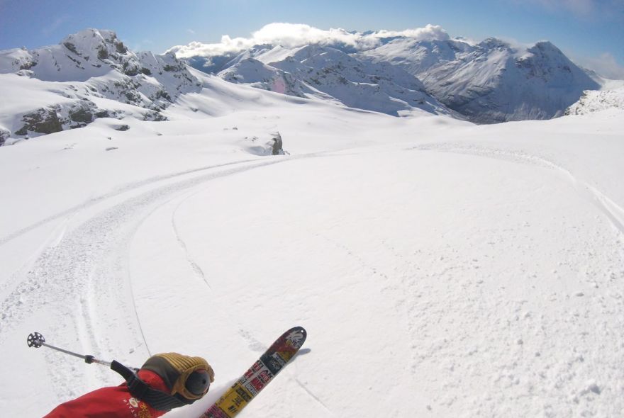 Heli Skiing NZ - Over The Top